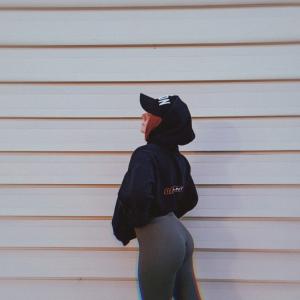 Lira_mell